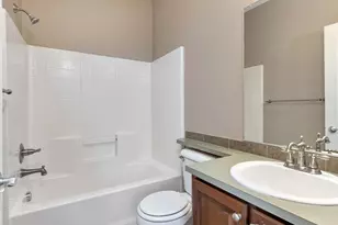 830 NW Council Dr, Gresham, OR 97030 - Photo 32