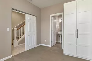 830 NW Council Dr, Gresham, OR 97030 - Photo 8