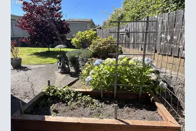 2321 Arthur Dr, Reedsport, OR 97467 - Photo 32