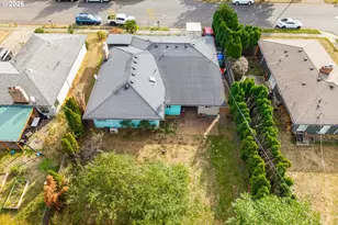 605 SE 166th Pl, Portland, OR 97233 - Photo 34