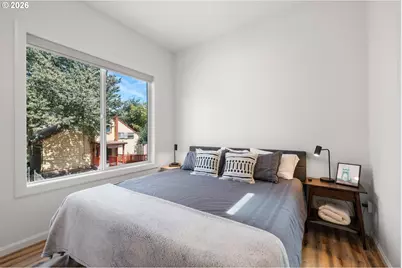 322 N Ivy St, Portland, OR 97227 - Photo 10