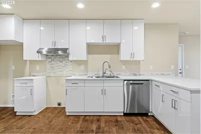 2211 SE 182nd Ave, Portland, OR 97233 - Photo 14