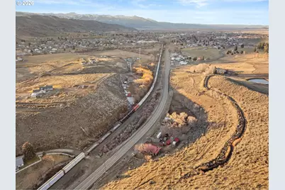 220 Elm St, Baker City, OR 97814 - Photo 38