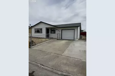 574 E Reeder Dr, Hermiston, OR 97838 - Photo 2