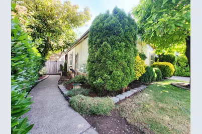 2350 N Terry St #55, Eugene, OR 97402 - Photo 4