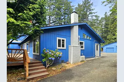 614 Hassett St, Brookings, OR 97415 - Photo 2