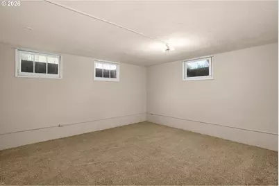 1731 NE Liberty St, Portland, OR 97211 - Photo 16