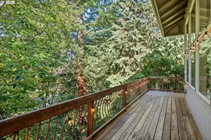 4249 SW Dosch Rd, Portland, OR 97239 - Photo 32