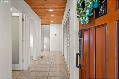4249 SW Dosch Rd, Portland, OR 97239 - Photo 4