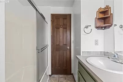 2521 Delores Ln, North Bend, OR 97459 - Photo 32