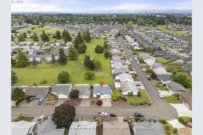 810 S Columbia Dr, Woodburn, OR 97071 - Photo 28