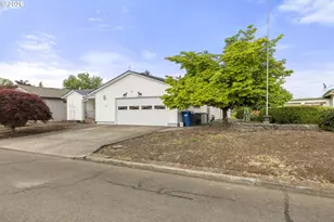 810 S Columbia Dr, Woodburn, OR 97071 - Photo 32