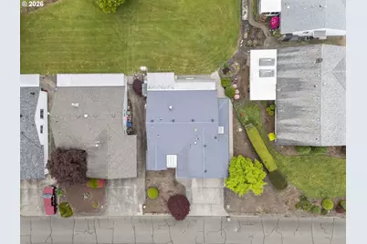 810 S Columbia Dr, Woodburn, OR 97071 - Photo 26