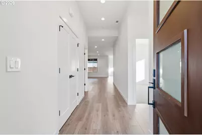 151 E Airedale Ave, La Center, WA 98629 - Photo 2