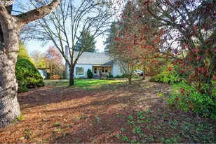 895 Glory Dr, Eugene, OR 97404 - Photo 1