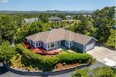 51 Shoreline Dr, Florence, OR 97439 - Photo 2