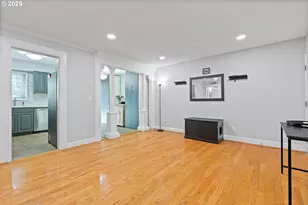 1823 NE Multnomah St, Portland, OR 97232 - Photo 4