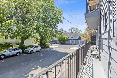 1823 NE Multnomah St, Portland, OR 97232 - Photo 12