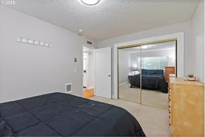1823 NE Multnomah St, Portland, OR 97232 - Photo 16