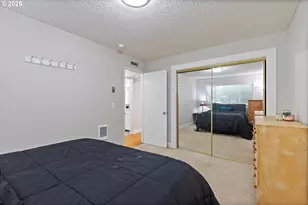 1823 NE Multnomah St, Portland, OR 97232 - Photo 16