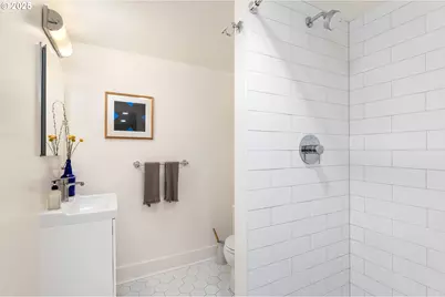 536 SE 17th Ave, Portland, OR 97214 - Photo 42