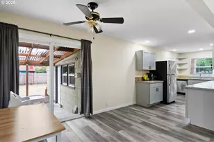 4220 SE 130th Ave, Portland, OR 97236 - Photo 6