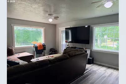 677 SE Moffitt Rd, Waldport, OR 97394 - Photo 18