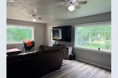 677 SE Moffitt Rd, Waldport, OR 97394 - Photo 16