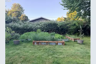 677 SE Moffitt Rd, Waldport, OR 97394 - Photo 34
