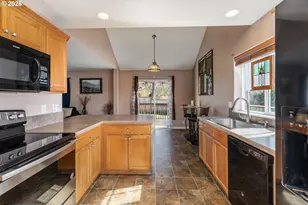 59600 Barr Ave, Saint Helens, OR 97051 - Photo 4