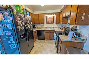 3128 Brittany Dr, Forest Grove, OR 97116 - Photo 20