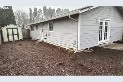 2910 E Douglas Ave, Newberg, OR 97132 - Photo 24