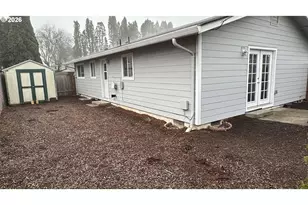 2910 E Douglas Ave, Newberg, OR 97132 - Photo 24