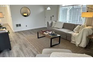 2910 E Douglas Ave, Newberg, OR 97132 - Photo 6