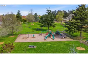 29640 SW Volley St, Wilsonville, OR 97070 - Photo 32