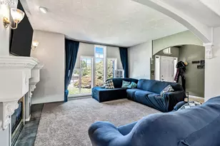 1689 Cinnamon Hill Dr, Salem, OR 97306 - Photo 8