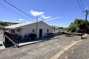325 W Linden Way, Heppner, OR 97836 - Photo 2