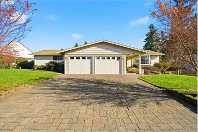 2040 N Country Club Dr, Canby, OR 97013 - Photo 2