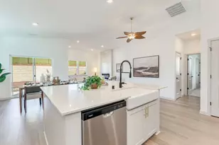 1127 W 15th St, La Center, WA 98629 - Photo 8