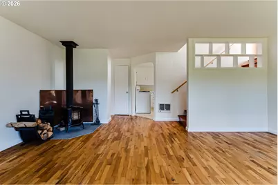 2125 W 19th Pl, Eugene, OR 97405 - Photo 12