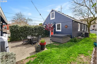 6733 S Virginia Ave, Portland, OR 97219 - Photo 22