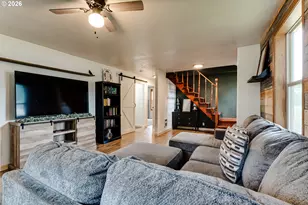 24723 Warthen Rd, Elmira, OR 97437 - Photo 10