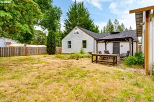 24723 Warthen Rd, Elmira, OR 97437 - Photo 26