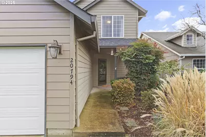 20794 Walnut St NE, Aurora, OR 97002 - Photo 2