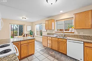 20794 Walnut St NE, Aurora, OR 97002 - Photo 16