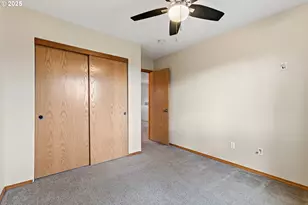 20794 Walnut St NE, Aurora, OR 97002 - Photo 28