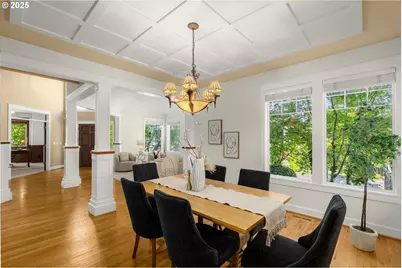 17634 Brookhurst Dr, Lake Oswego, OR 97034 - Photo 8