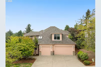 17634 Brookhurst Dr, Lake Oswego, OR 97034 - Photo 1