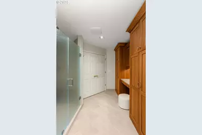 17634 Brookhurst Dr, Lake Oswego, OR 97034 - Photo 30