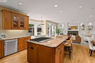 17634 Brookhurst Dr, Lake Oswego, OR 97034 - Photo 18